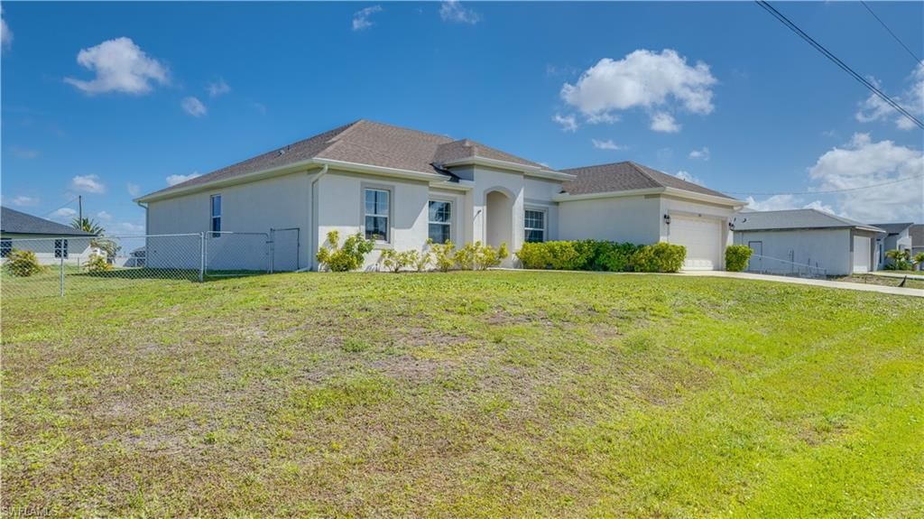 Image 37 of property listing at 2011 NW Embers TER, Cape Coral, FL 33993