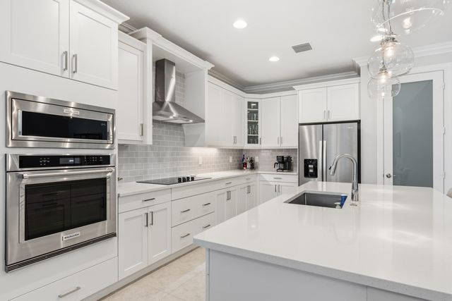 6805 49th Court, Vero Beach, FL 32967