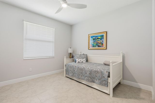 6805 49th Court, Vero Beach, FL 32967