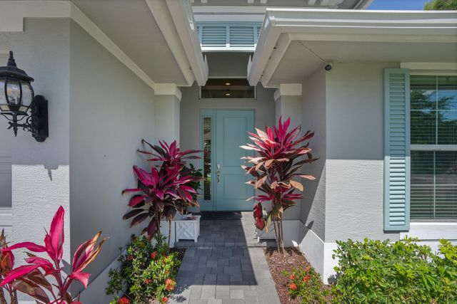 6805 49th Court, Vero Beach, FL 32967