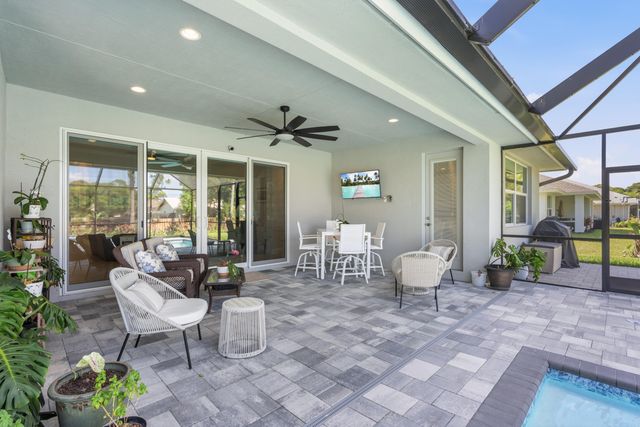 6805 49th Court, Vero Beach, FL 32967