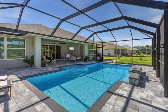 6805 49th Court, Vero Beach, FL 32967