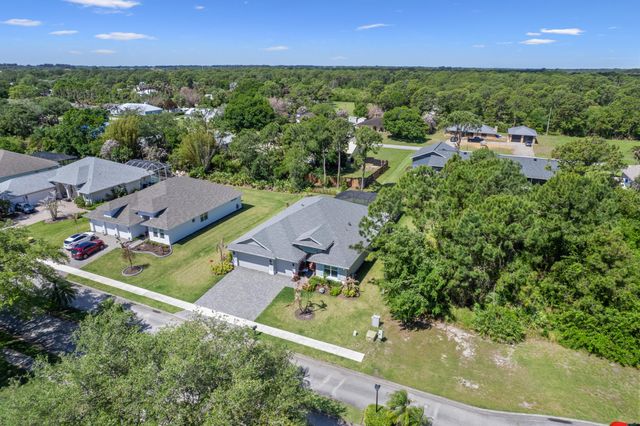 6805 49th Court, Vero Beach, FL 32967