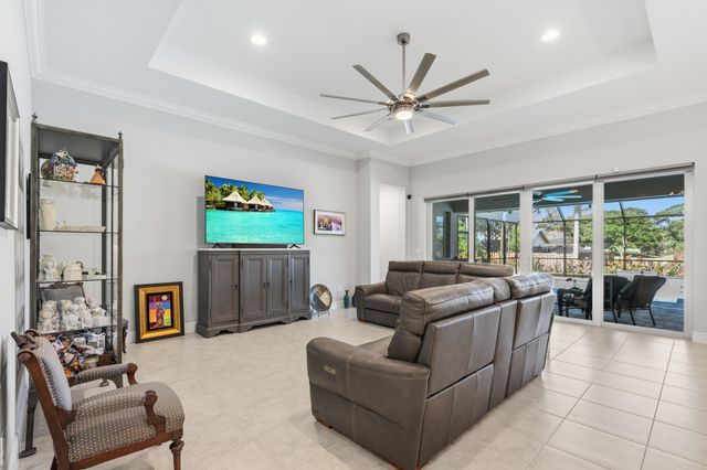 6805 49th Court, Vero Beach, FL 32967