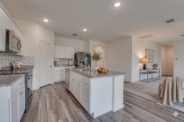 767 Camden Drive, Lavon, TX 75166