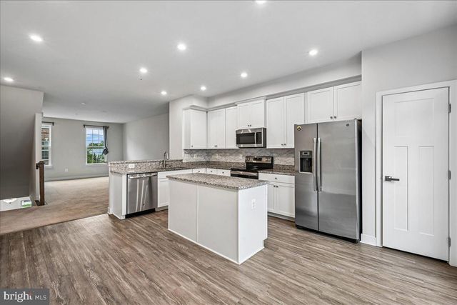 8136 MINER ST, Greenbelt, MD 20770