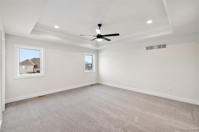 17824 Biscayne Drive, Macomb, MI 48042