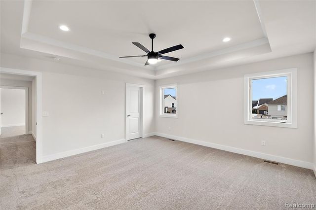 17824 Biscayne Drive, Macomb, MI 48042