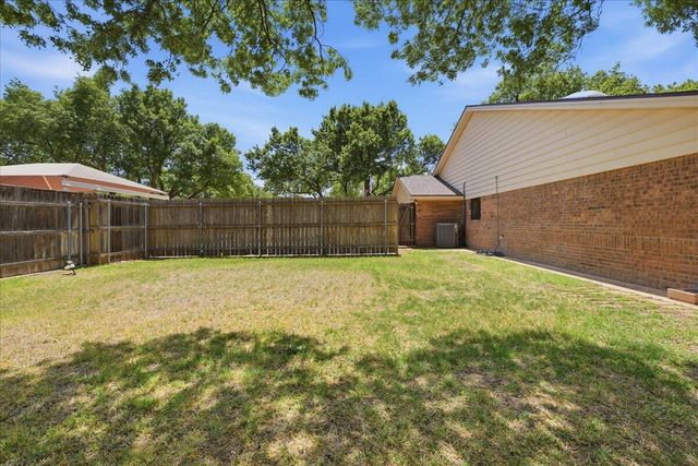 4902 77th Street, Lubbock, TX 79424