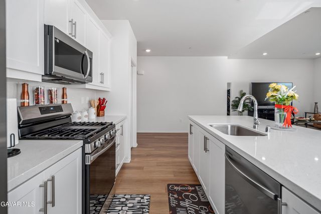 45628 E Rachel Avenue, Lancaster, CA 93535