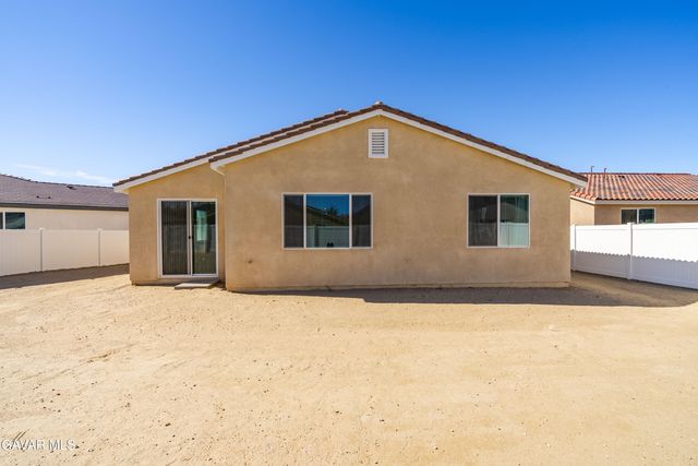 45628 E Rachel Avenue, Lancaster, CA 93535
