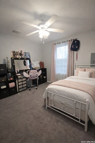 640 Avenue J, Poteet, TX 78065