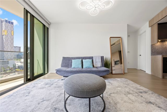 1000 Auahi Street 1013, Honolulu, HI 96814