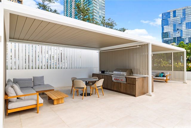 1000 Auahi Street 1013, Honolulu, HI 96814
