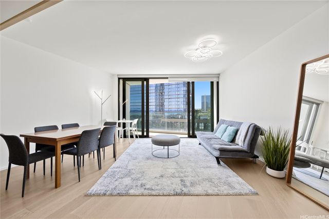 1000 Auahi Street 1013, Honolulu, HI 96814