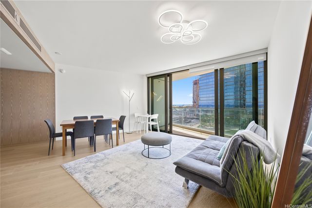 1000 Auahi Street 1013, Honolulu, HI 96814
