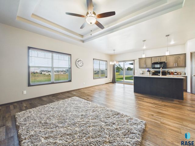 704 Spruce St Street, Harrisburg, SD 57032