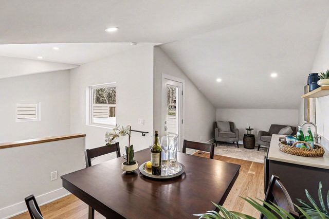 207 Sunset Road, Ann Arbor, MI 48103