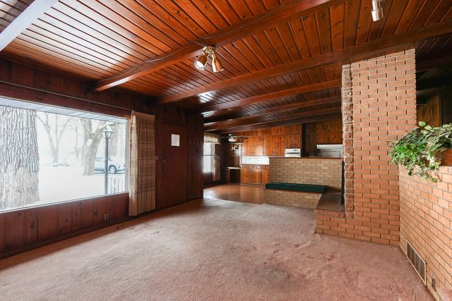 25 Elmwood Drive, Kankakee, IL 60901