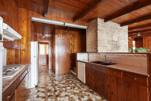 25 Elmwood Drive, Kankakee, IL 60901