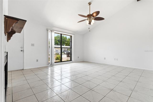 9704 SHALIMAR COURT, Tampa, FL 33615