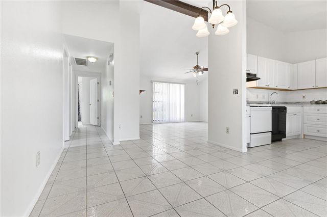9704 SHALIMAR COURT, Tampa, FL 33615