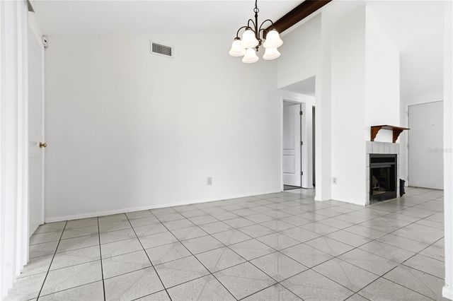 9704 SHALIMAR COURT, Tampa, FL 33615