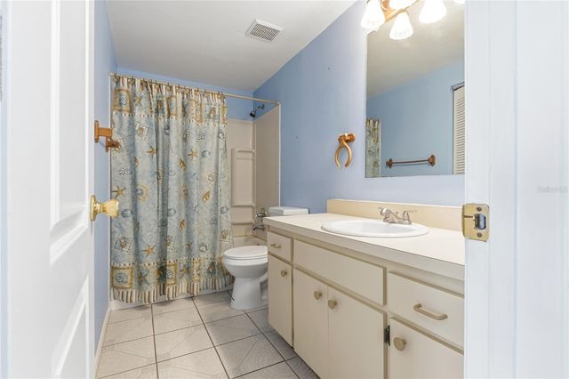 9704 SHALIMAR COURT, Tampa, FL 33615