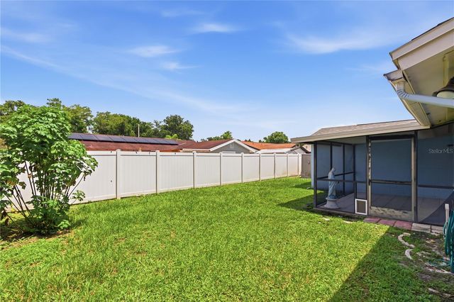 9704 SHALIMAR COURT, Tampa, FL 33615