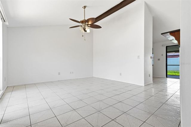 9704 SHALIMAR COURT, Tampa, FL 33615