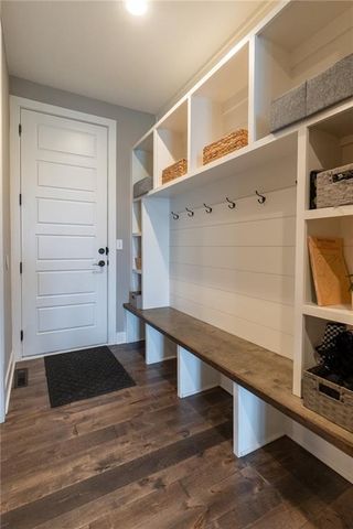8777 Greeley Street, Lenexa, KS 66227