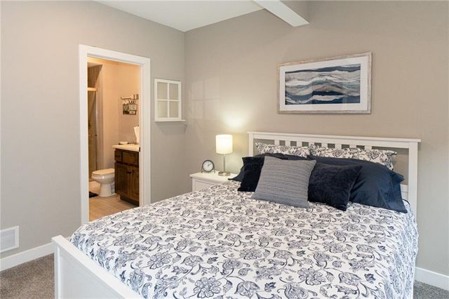 8777 Greeley Street, Lenexa, KS 66227