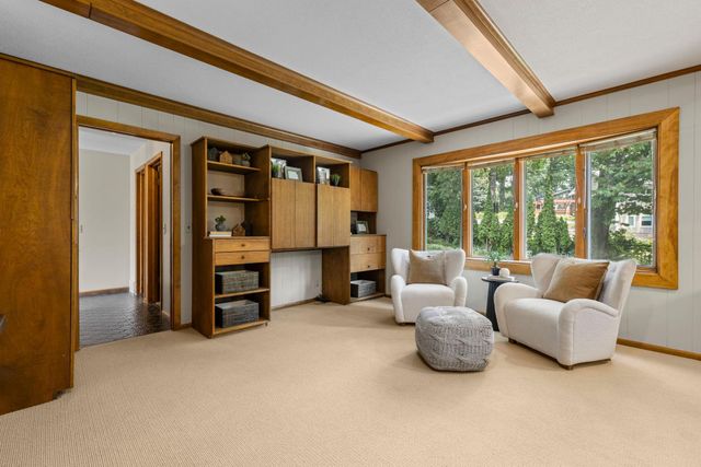 6820 Harold Avenue, Golden Valley, MN 55427