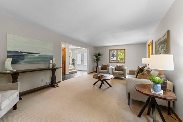 6820 Harold Avenue, Golden Valley, MN 55427