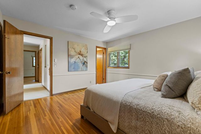 6820 Harold Avenue, Golden Valley, MN 55427