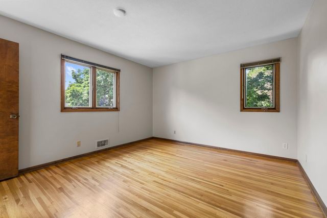 6820 Harold Avenue, Golden Valley, MN 55427