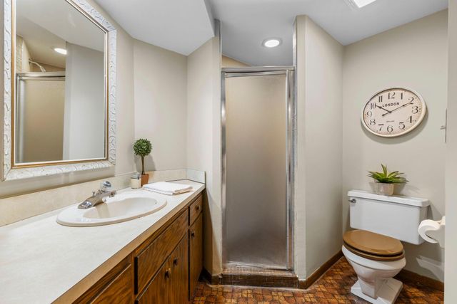 6820 Harold Avenue, Golden Valley, MN 55427
