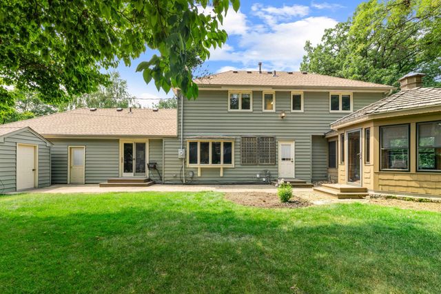 6820 Harold Avenue, Golden Valley, MN 55427
