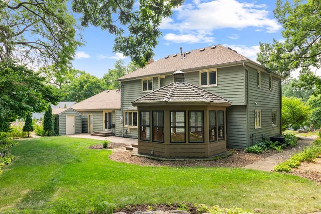 6820 Harold Avenue, Golden Valley, MN 55427