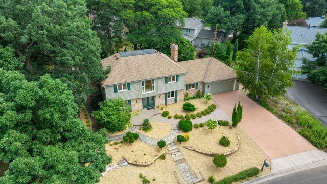 6820 Harold Avenue, Golden Valley, MN 55427