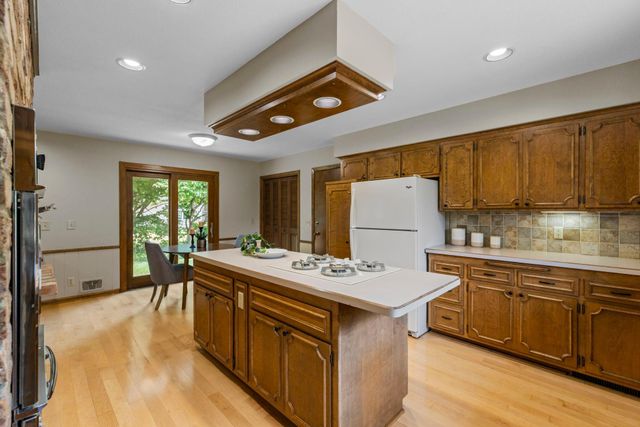6820 Harold Avenue, Golden Valley, MN 55427