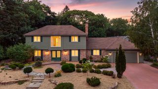 6820 Harold Avenue, Golden Valley, MN 55427