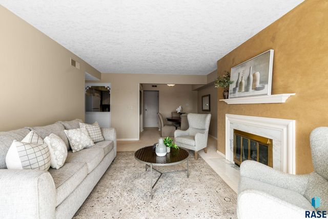 2505 S Kiwanis Ave Avenue 343, Sioux Falls, SD 57105