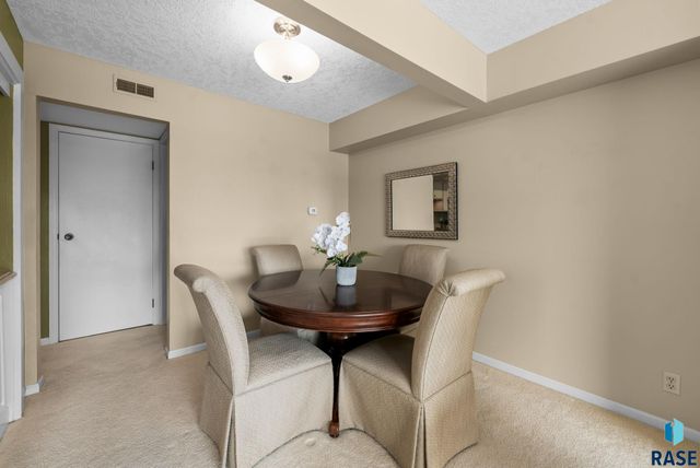 2505 S Kiwanis Ave Avenue 343, Sioux Falls, SD 57105