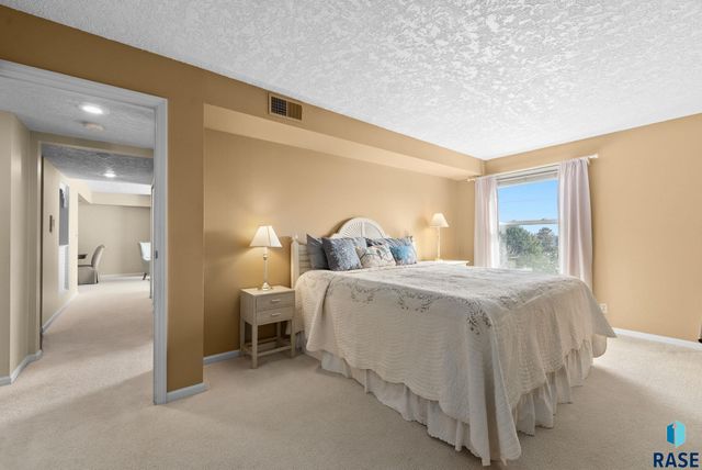 2505 S Kiwanis Ave Avenue 343, Sioux Falls, SD 57105