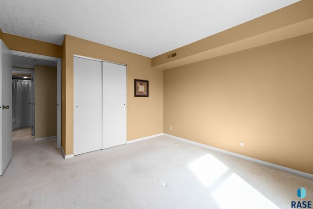 2505 S Kiwanis Ave Avenue 343, Sioux Falls, SD 57105