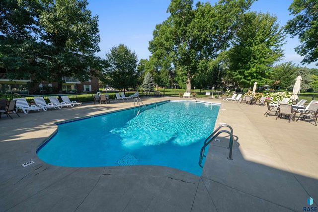 2505 S Kiwanis Ave Avenue 343, Sioux Falls, SD 57105