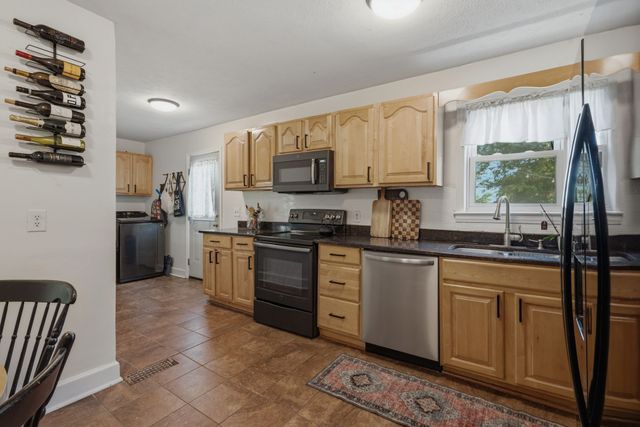 2235 Weona Dr, Nashville, TN 37214