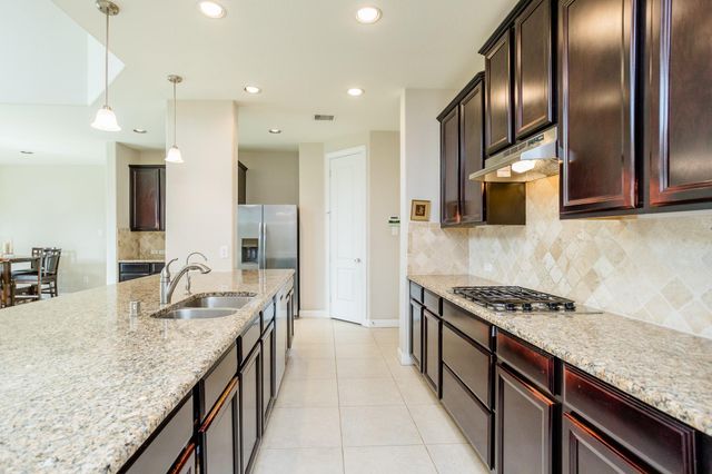 4622 Regal Shadow Lane, Sugar Land, TX 77479