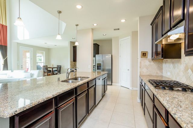 4622 Regal Shadow Lane, Sugar Land, TX 77479
